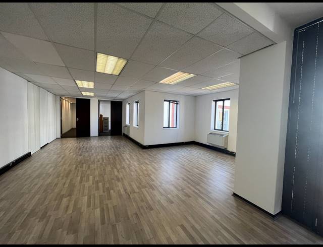 331M² OFFICE TO LET IN ROSEBANK